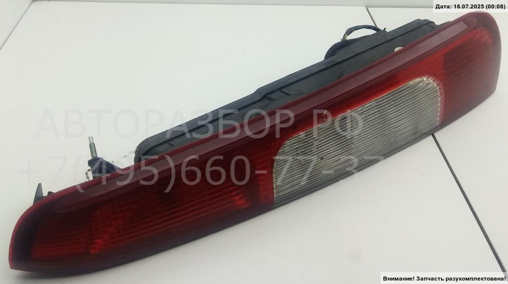 Фонарь задний правый