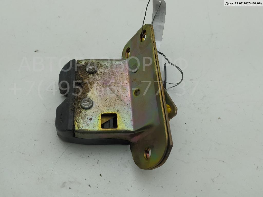 Замок багажника