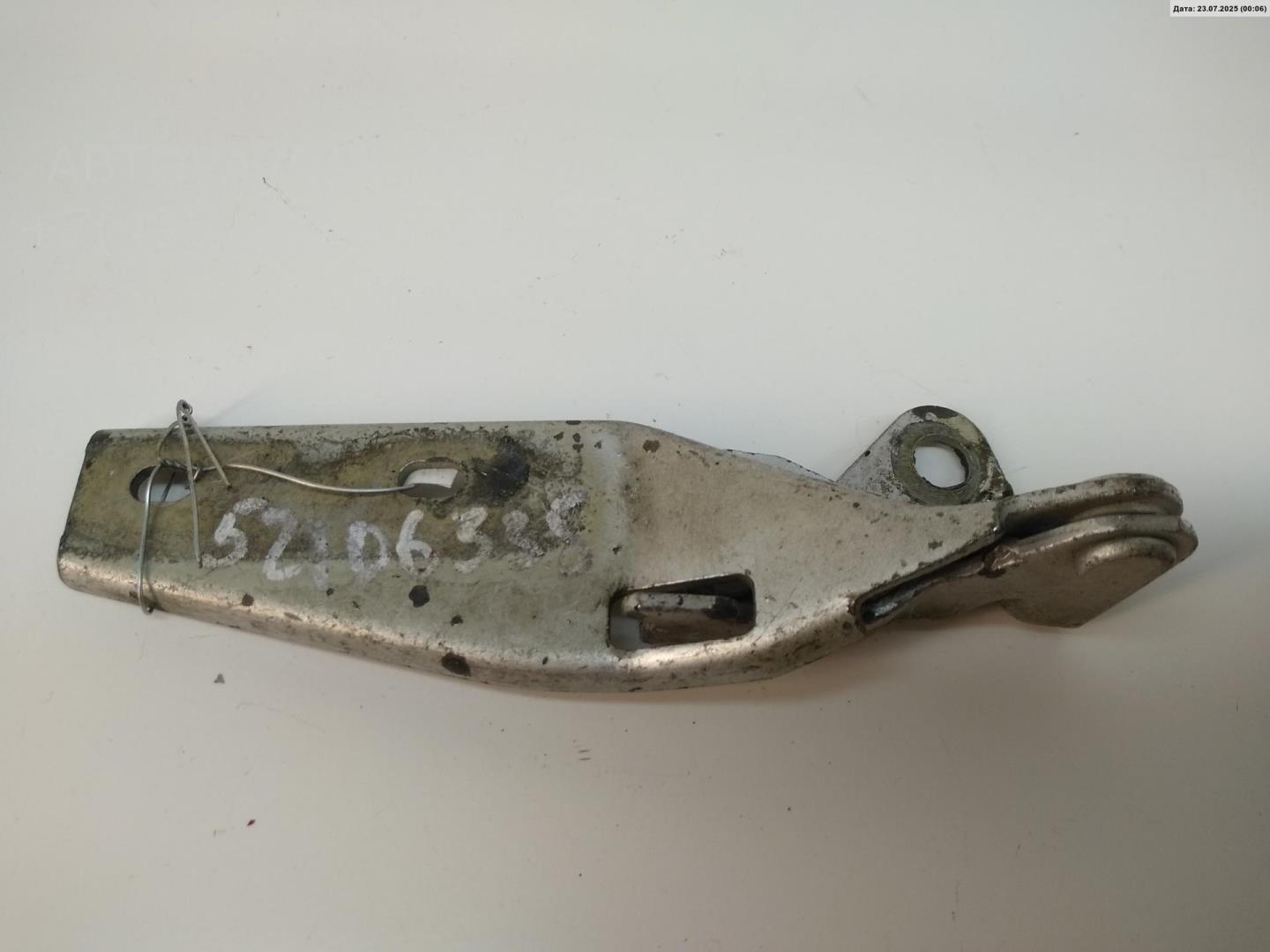 Петля капота левая