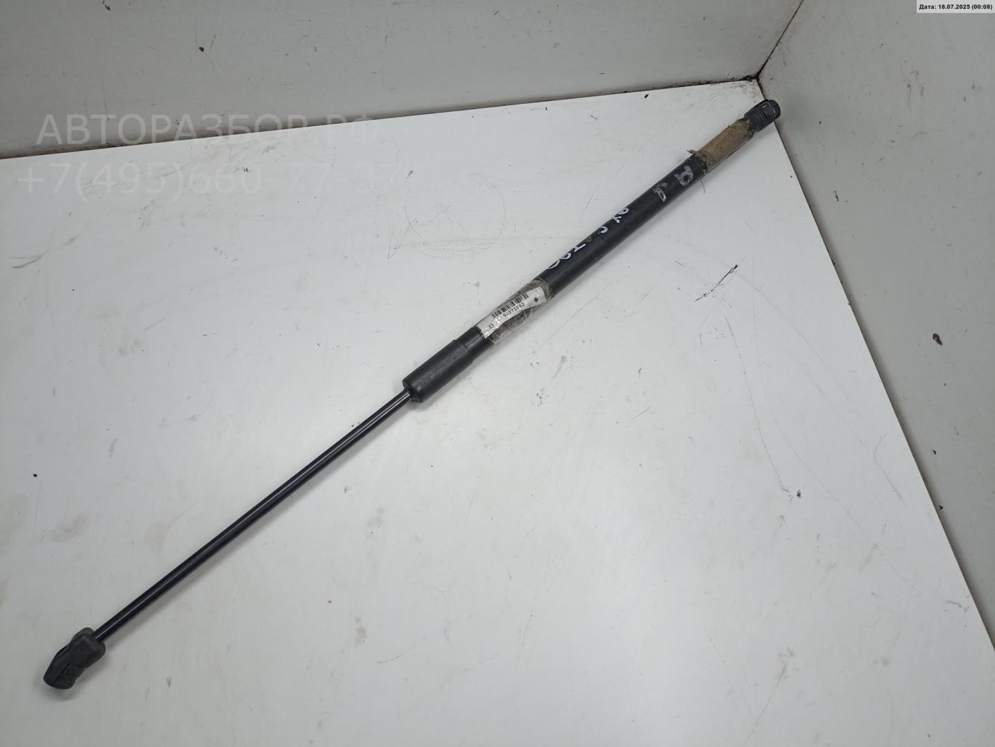 Амортизатор крышки багажника