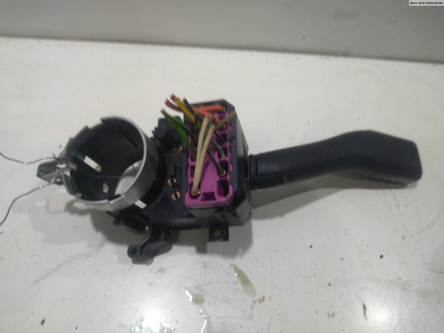 Переключатель поворотов подрулевой