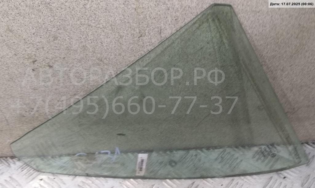 Стекло двери передней левой (форточка)