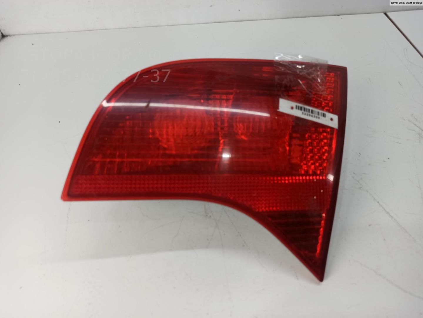 Фонарь задний внутренний правый