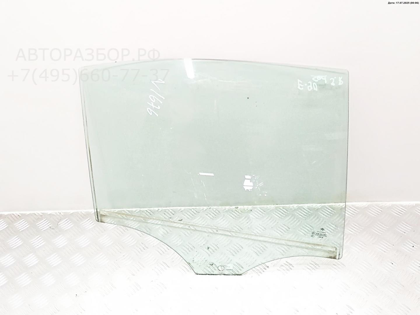 Стекло двери задней правой