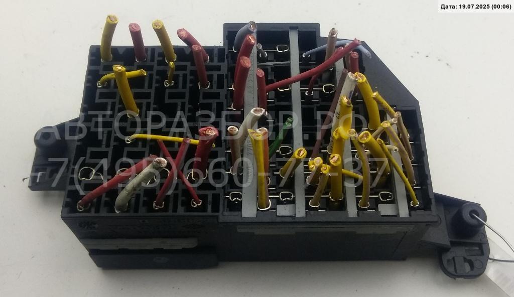 Блок предохранителей