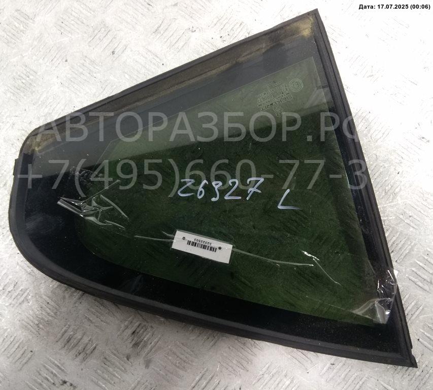 Стекло двери задней левой (форточка)