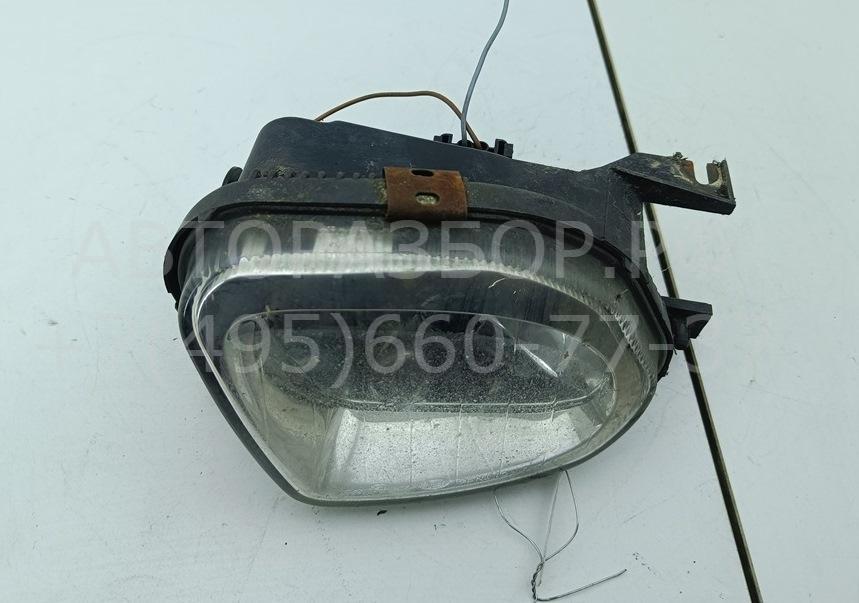 Фара противотуманная правая