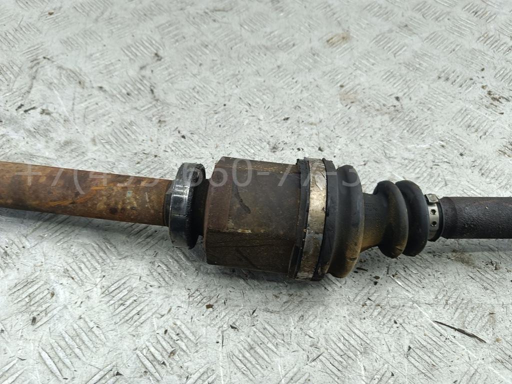 Полуось передняя правая