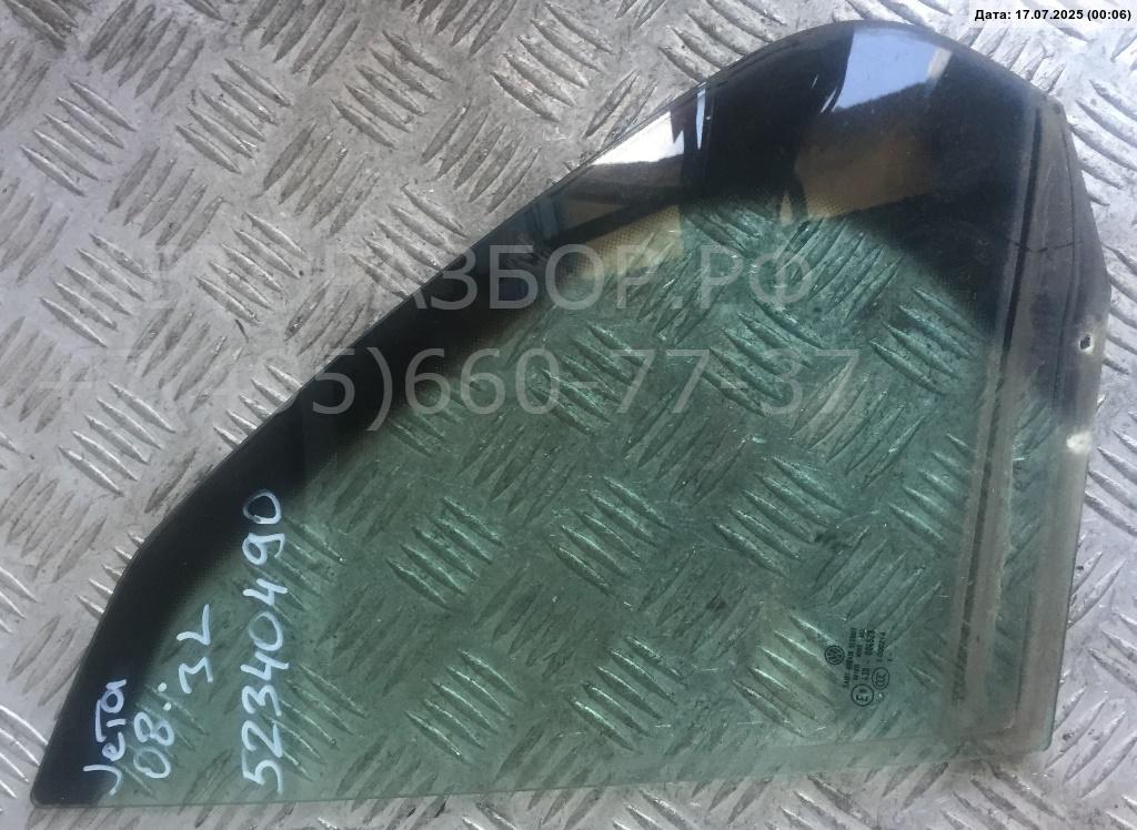 Стекло двери задней левой (форточка)