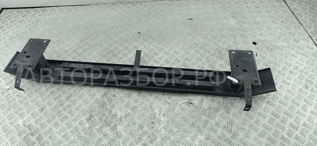 Усилитель переднего бампера