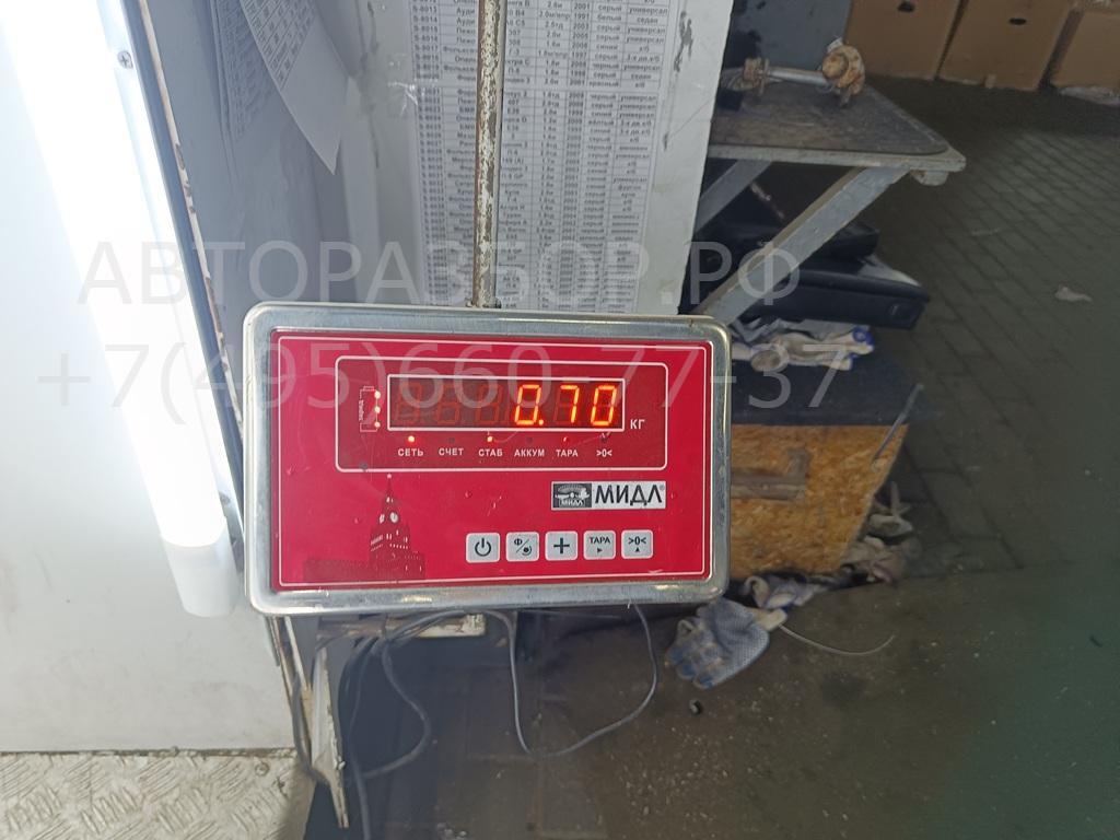 Поводок стеклоочистителя передний правый