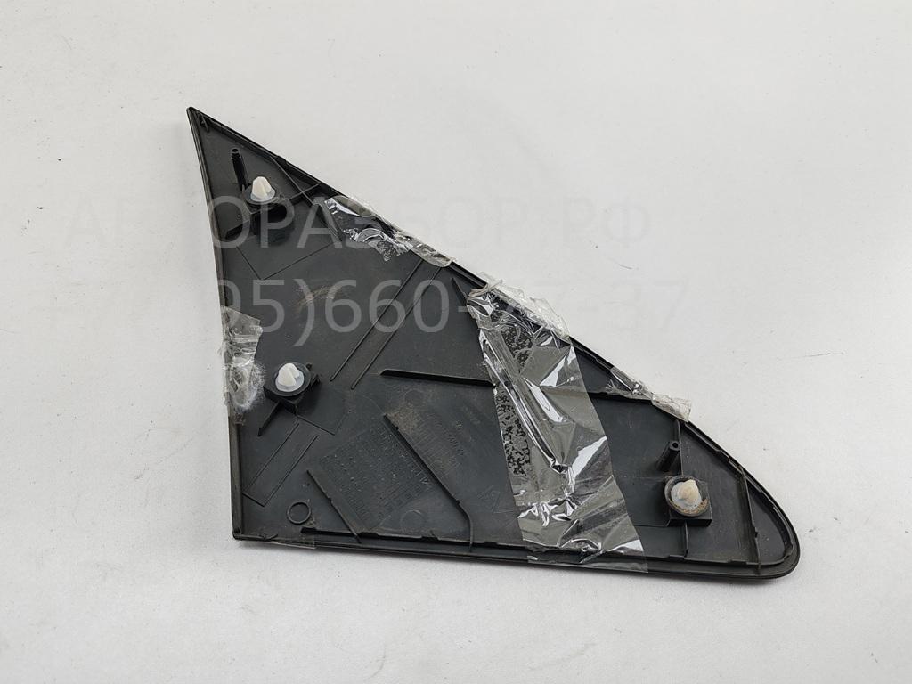 Накладка переднего крыла левого