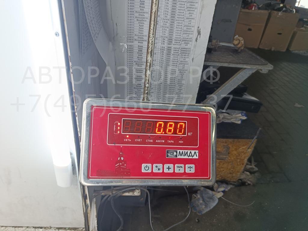 Поводок стеклоочистителя передний левый