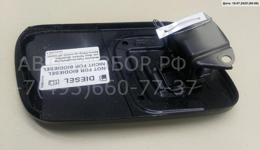 Лючок бензобака