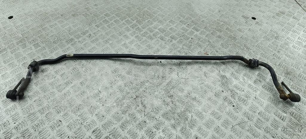 Стабилизатор передний