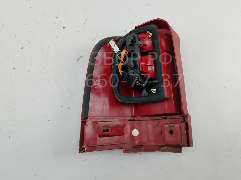 Фонарь задний правый