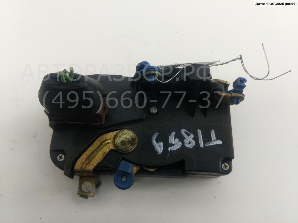 Замок двери передней правой