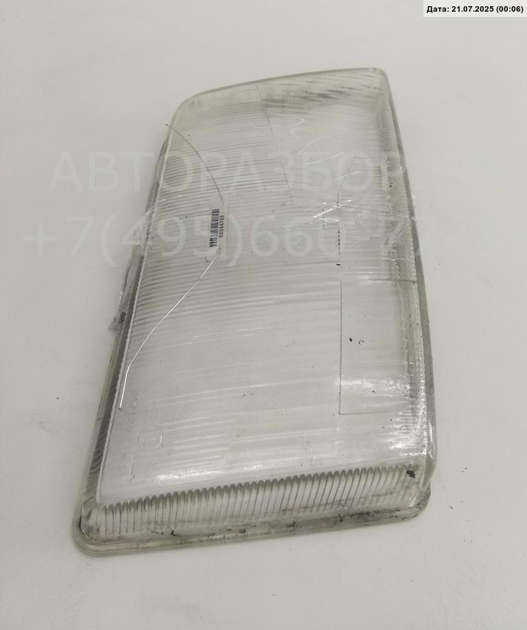 Стекло фары правой