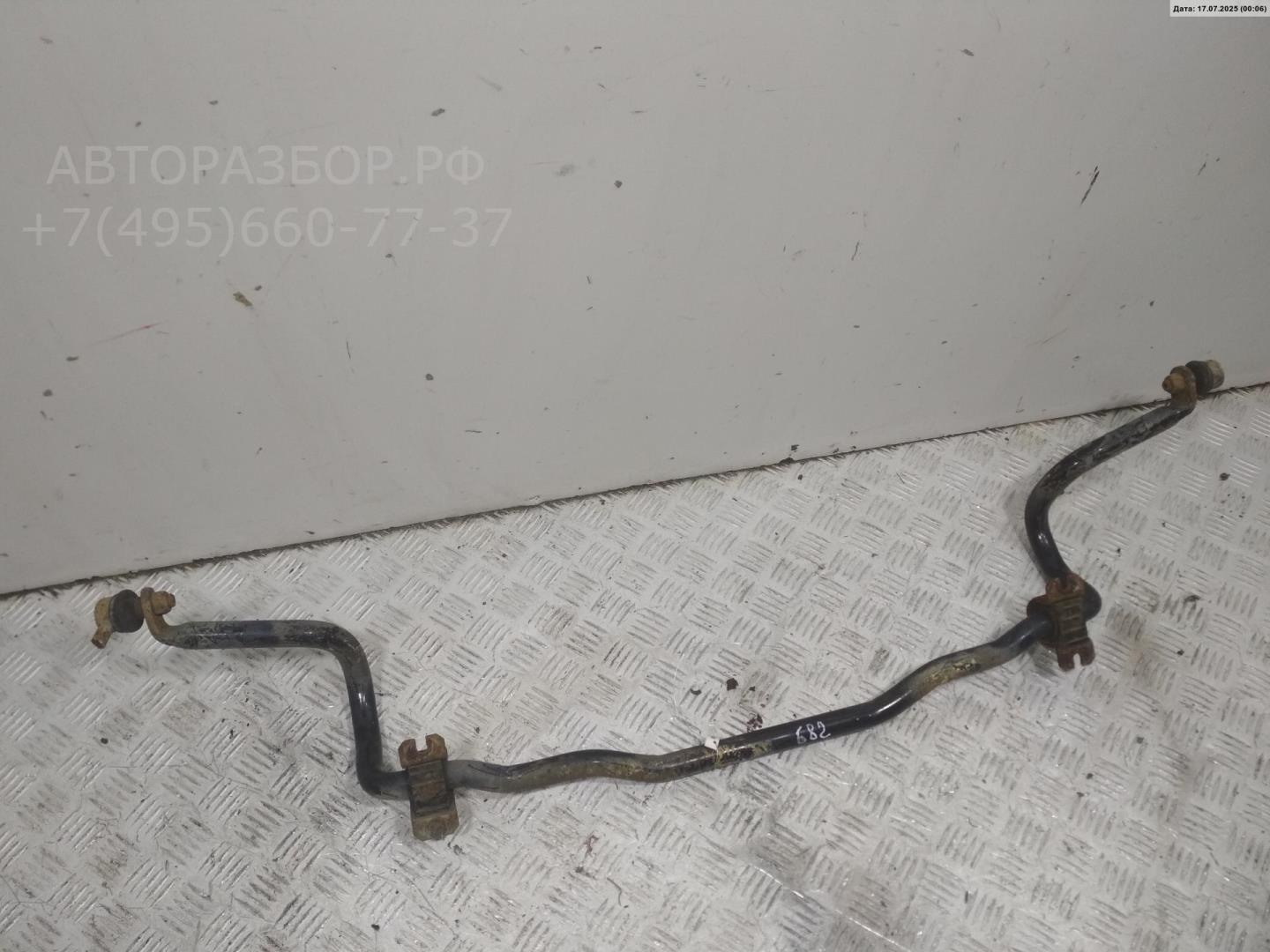 Стабилизатор передний