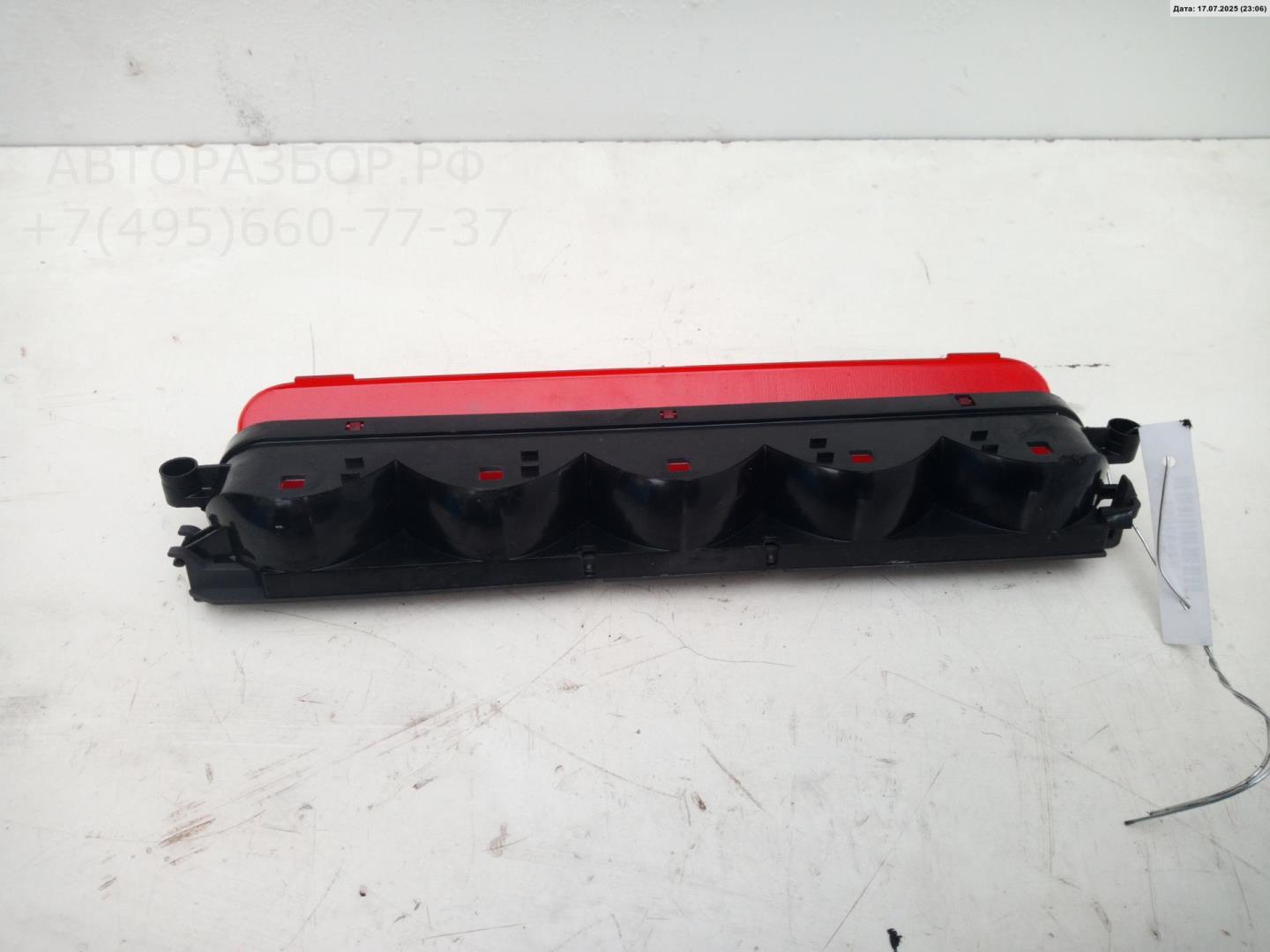 Фонарь задний (стоп сигнал)