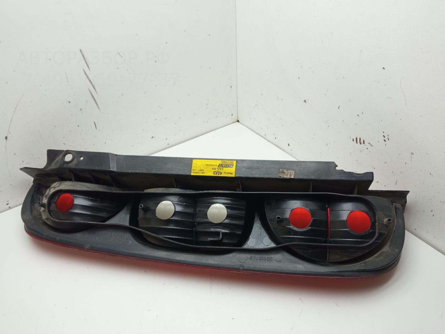 Фонарь задний правый