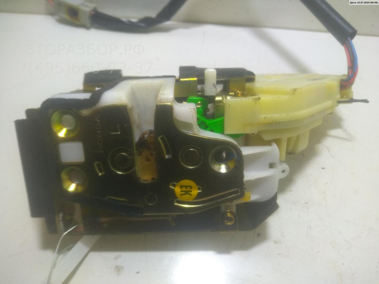 Замок двери задней левой