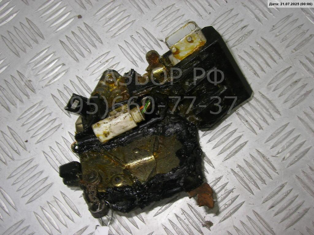 Замок двери задней левой