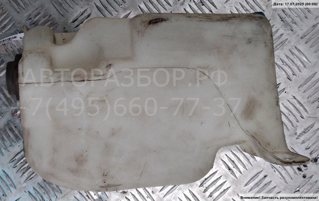 Бачок омывателя лобового стекла