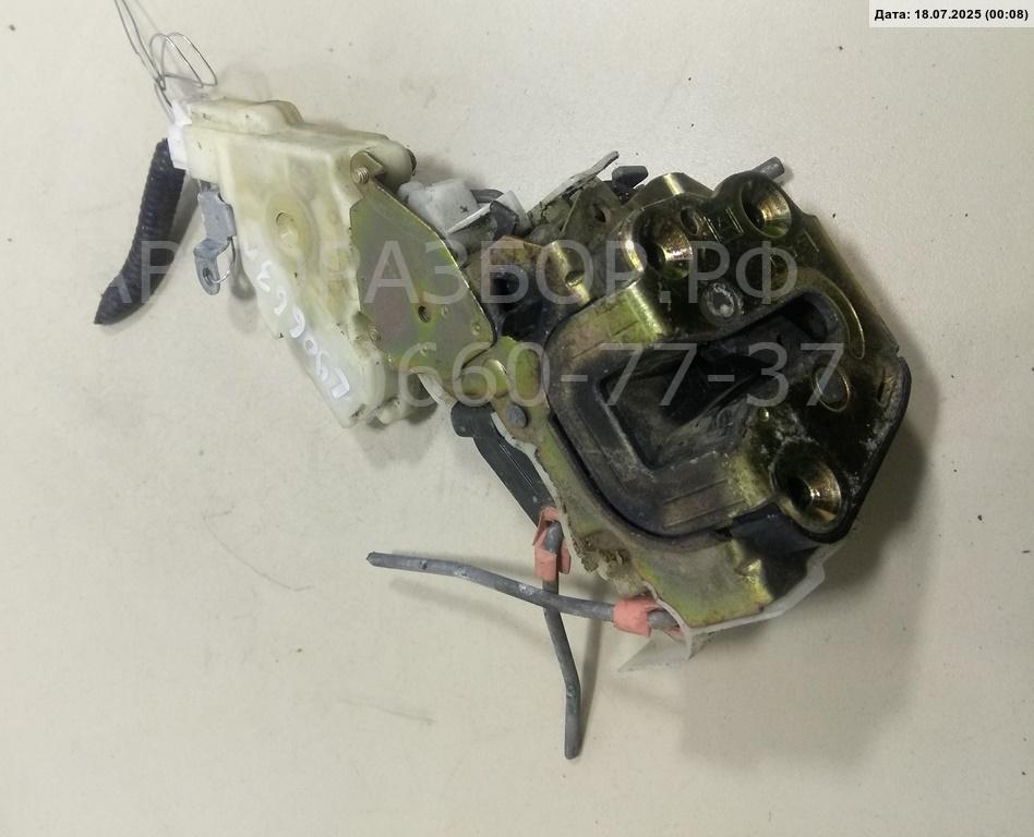 Замок двери задней левой