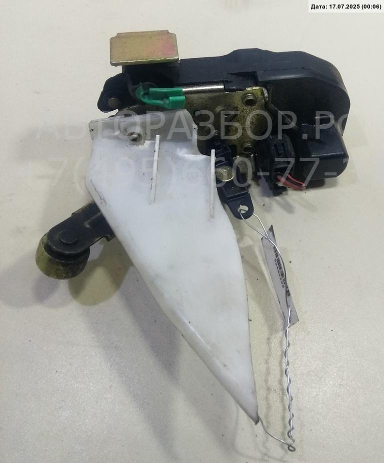 Замок двери передней правой