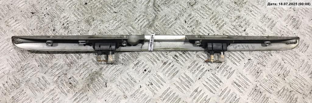 Накладка крышки багажника