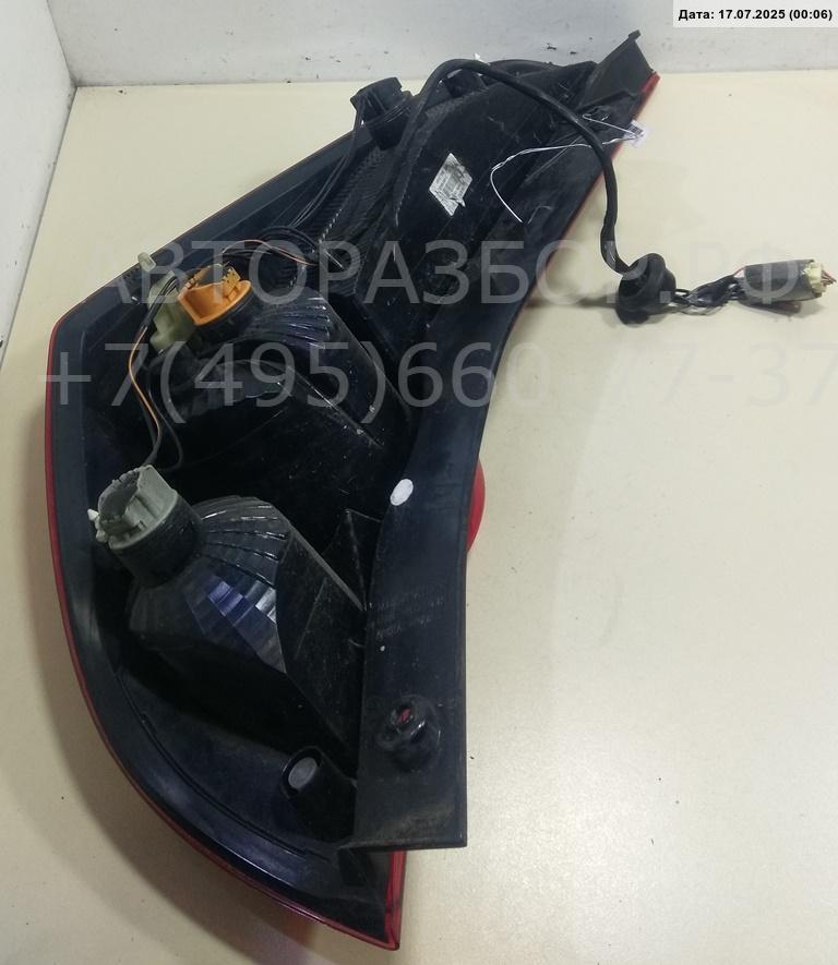 Фонарь задний правый