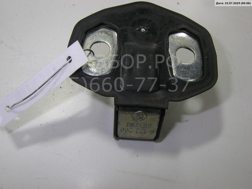 Ответная часть замка двери