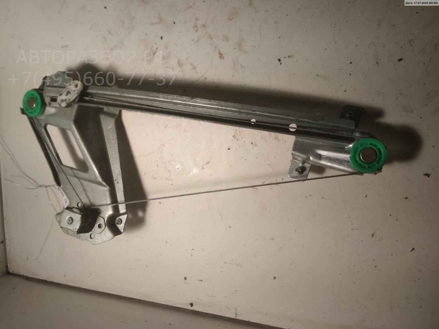 Стеклоподъемник механ. задний правый