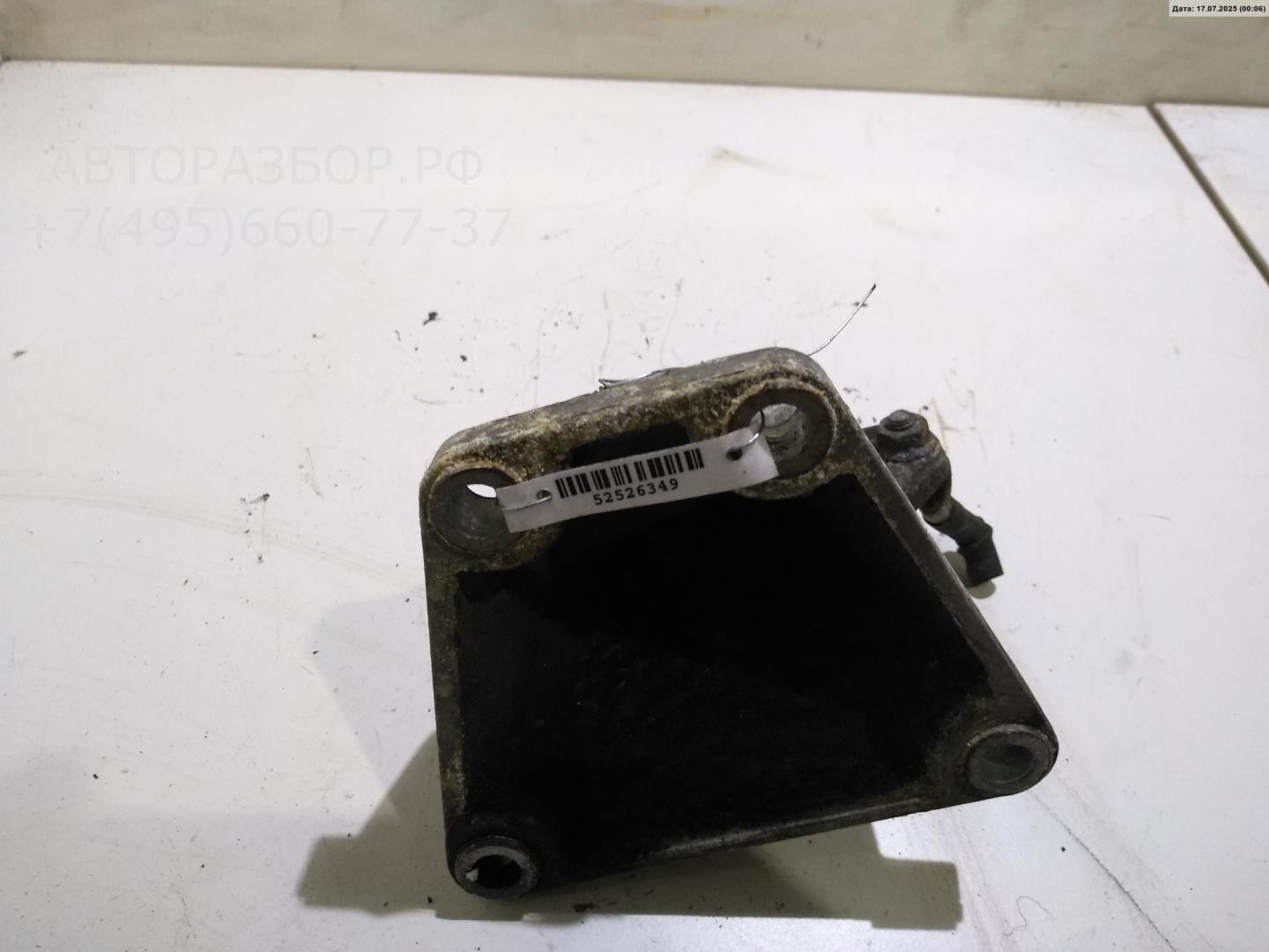 Кронштейн двигателя правый