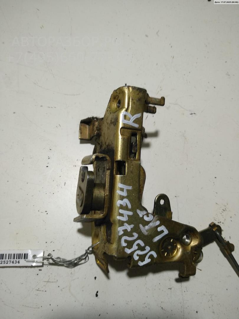 Замок двери передней правой