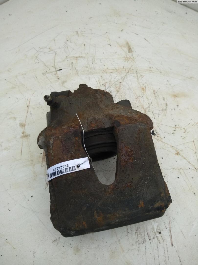 Суппорт передний правый