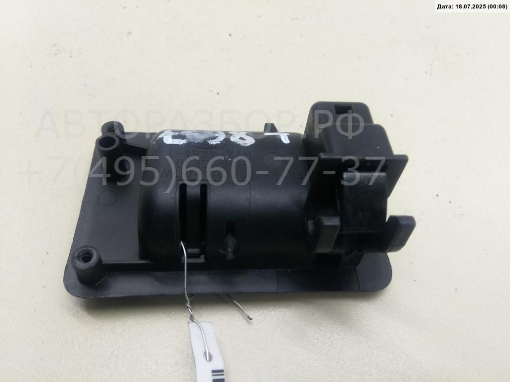 Замок бардачка