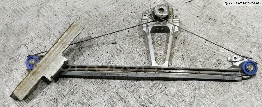 Стеклоподъемник механ. задний левый