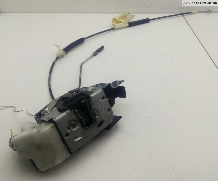 Замок двери передней правой