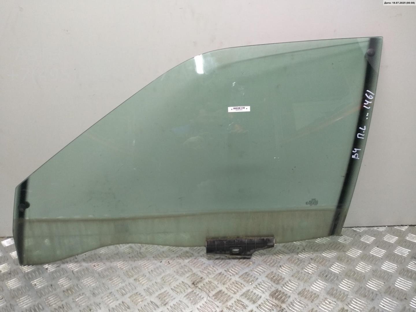 Стекло двери передней левой