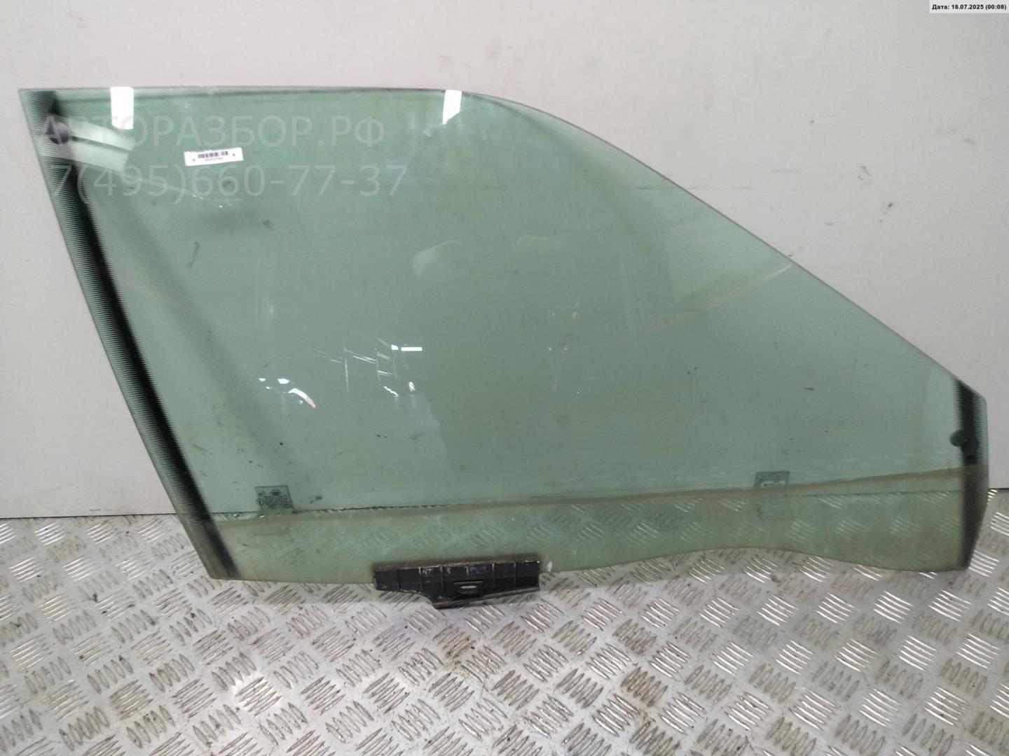 Стекло двери передней правой
