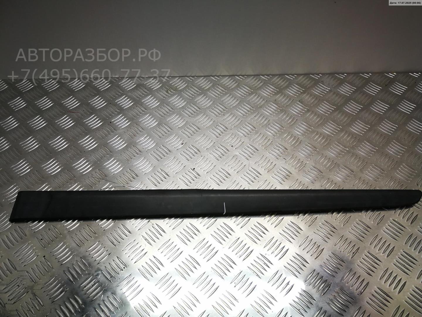 Накладка двери задней левой