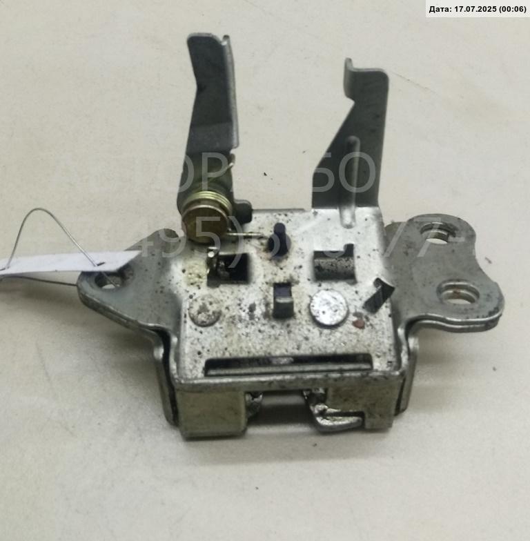 Замок багажника