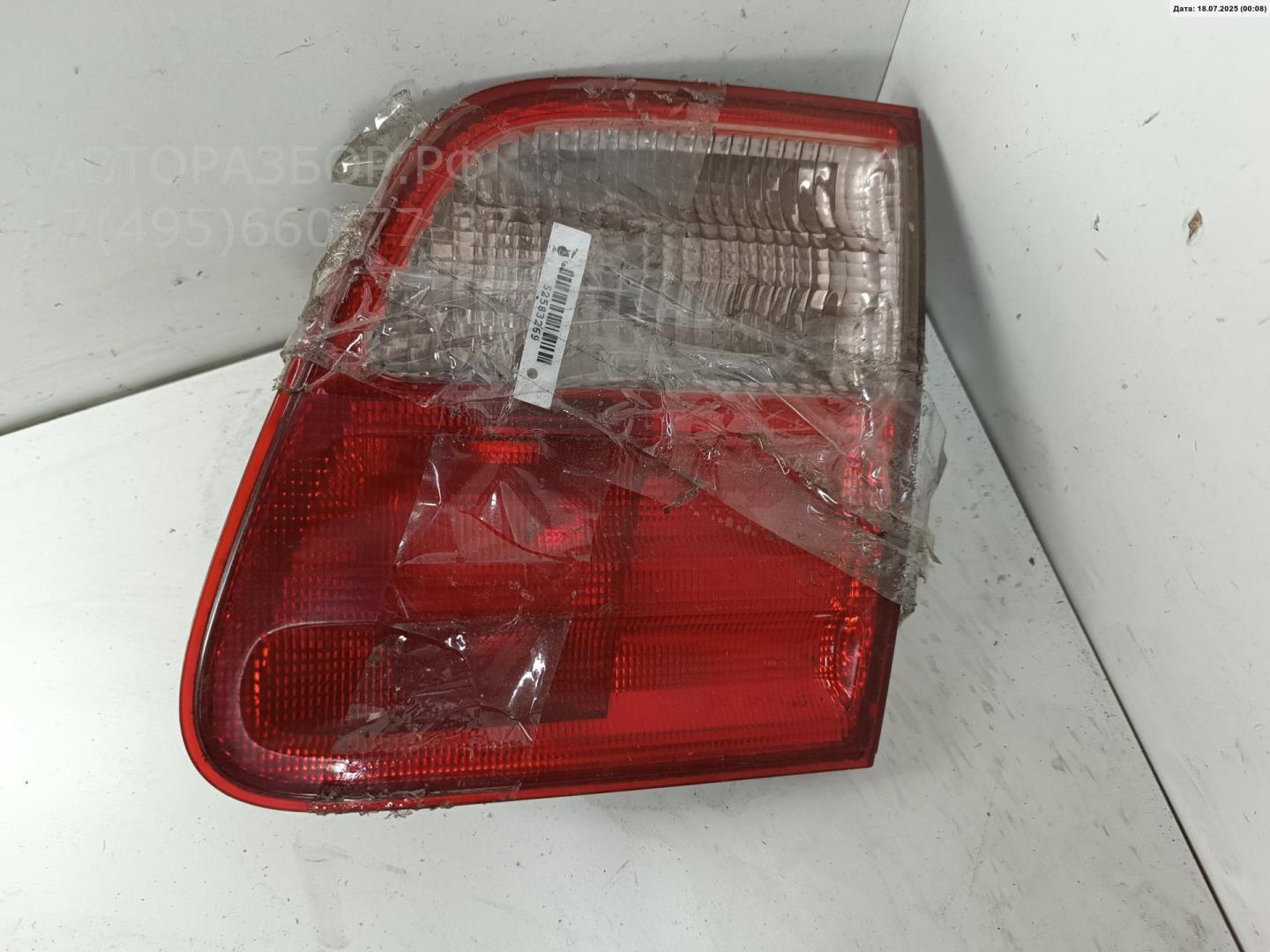 Фонарь задний внутренний правый