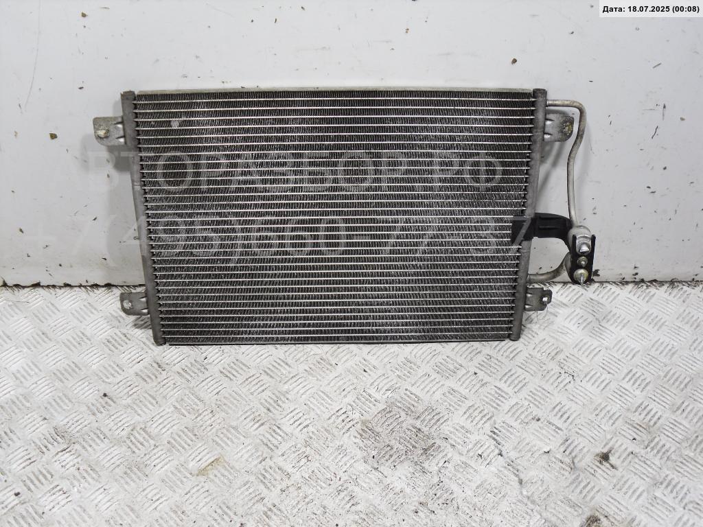 Радиатор кондиционера / конденсер