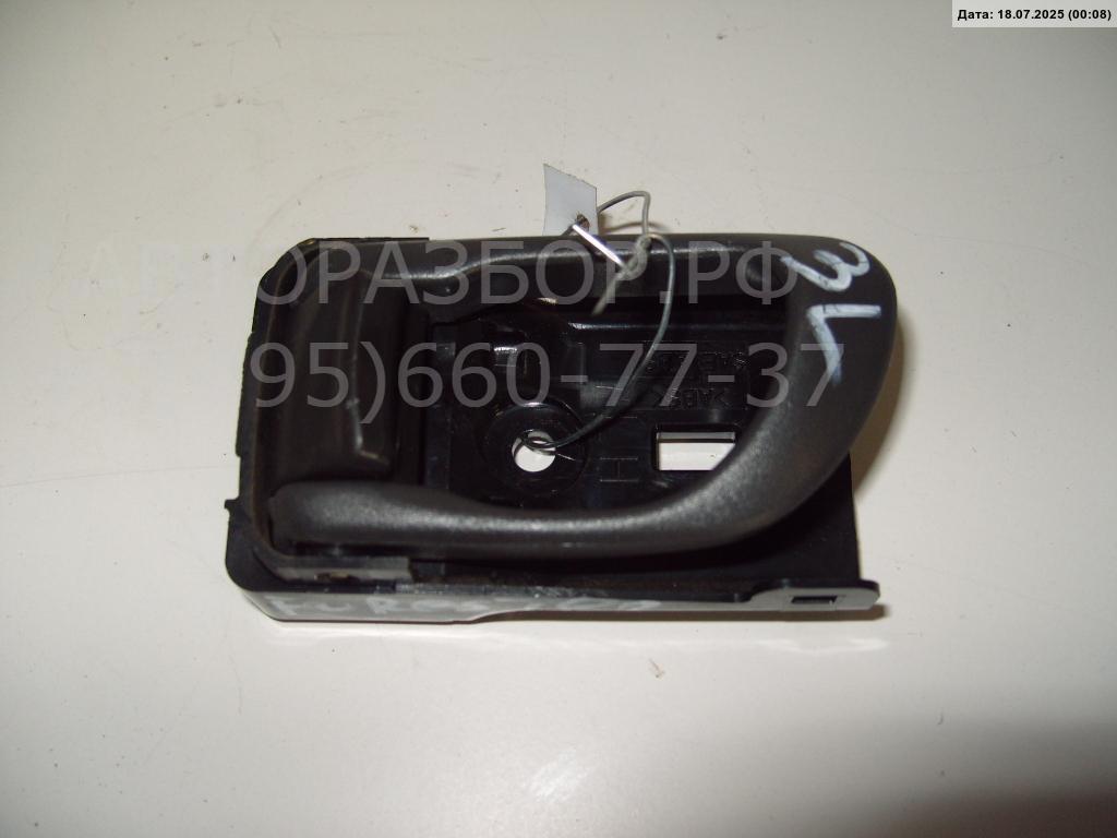 Ручка двери задней внутренняя левая