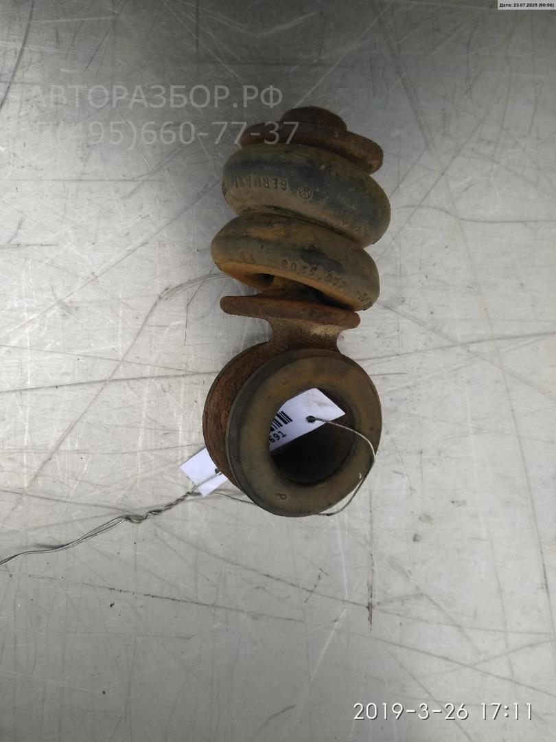 Стойка переднего стабилизатора