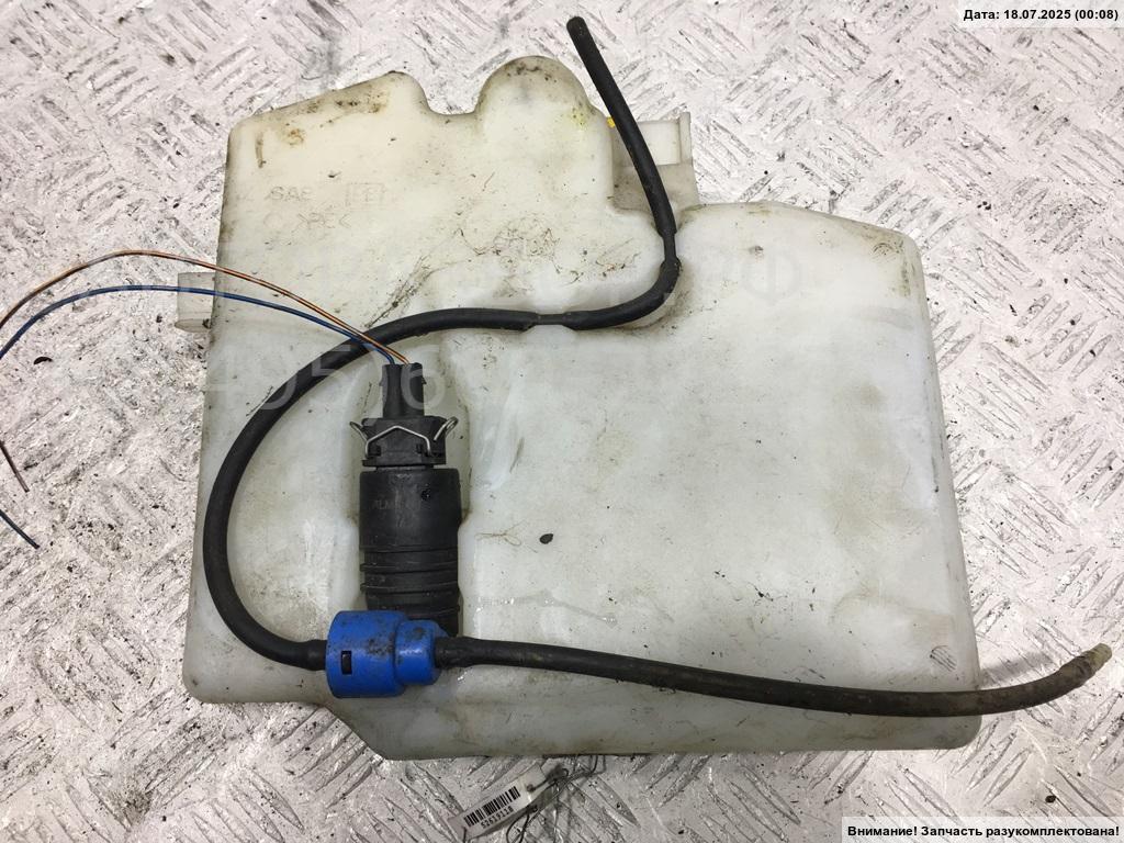 Бачок омывателя лобового стекла