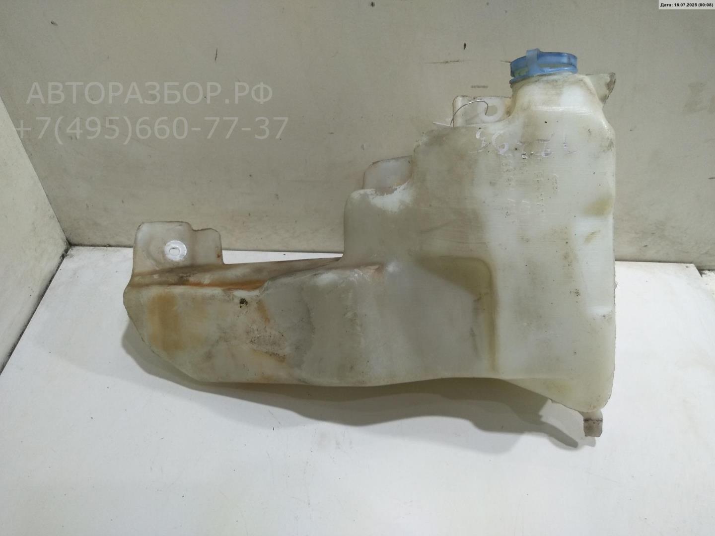 Бачок омывателя лобового стекла